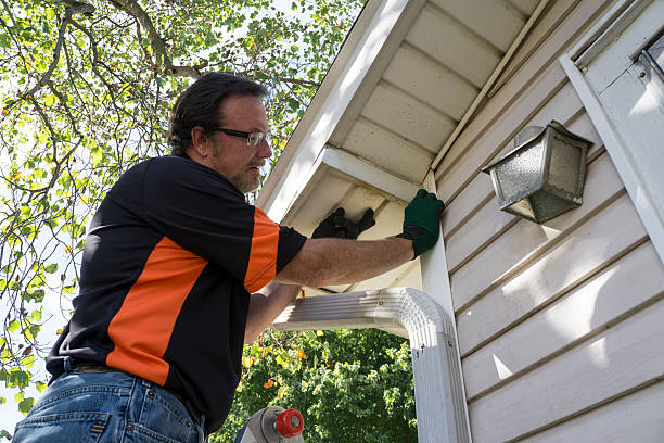 Best Siding Removal and Disposal  in Bethesda, MD